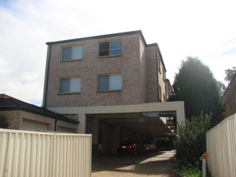 Fairfield NSW 2165