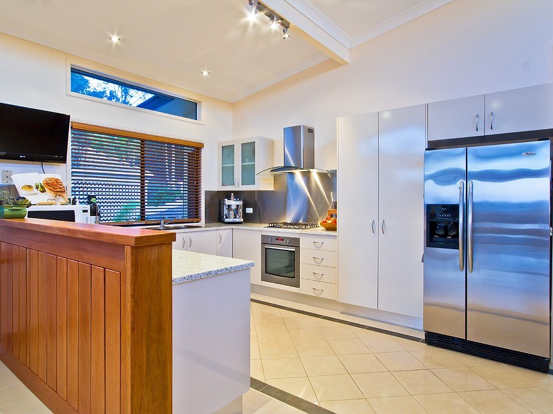 Eatons Hill QLD 4037