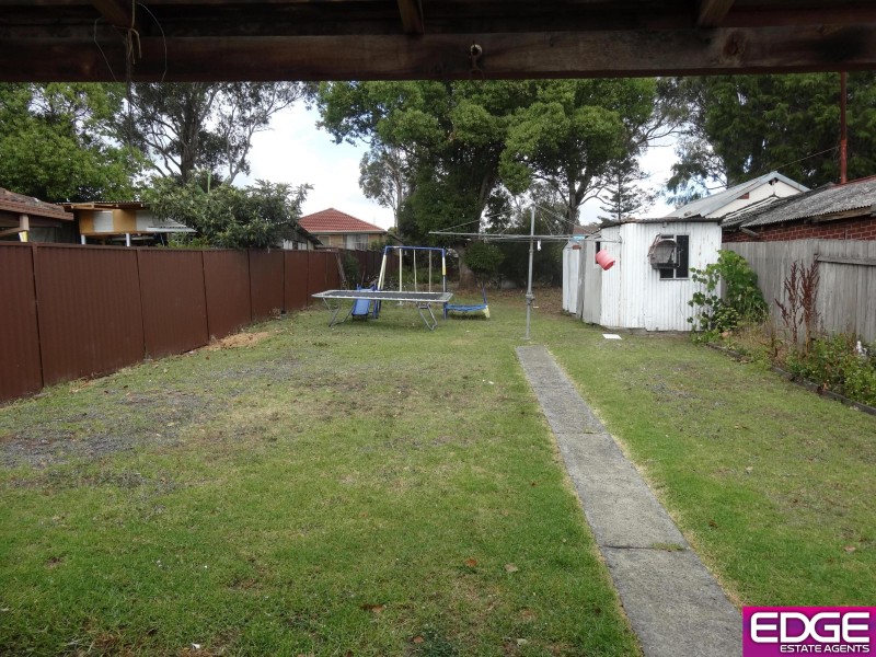 16 Defoe Street, Wiley Park NSW 2195
