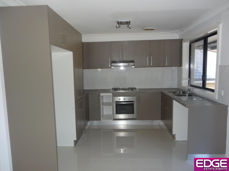42 Jacaranda Drive, Georges Hall NSW 2198