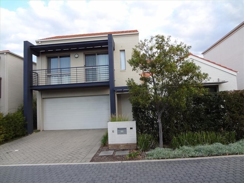 6 catherine spence place, Cabarita NSW 2137