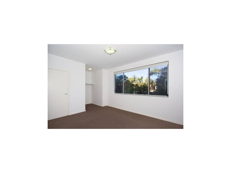 Sandstone Point QLD 4511