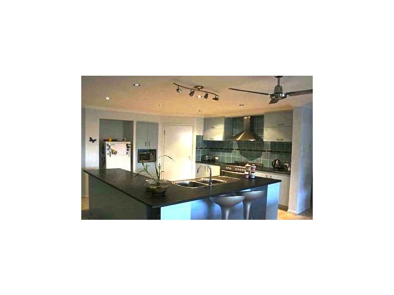 Sandstone Point QLD 4511