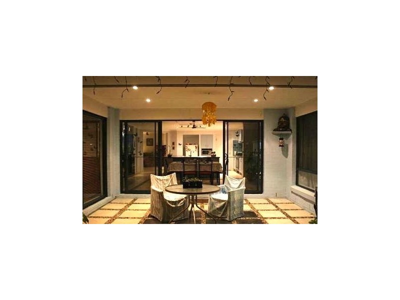 Sandstone Point QLD 4511