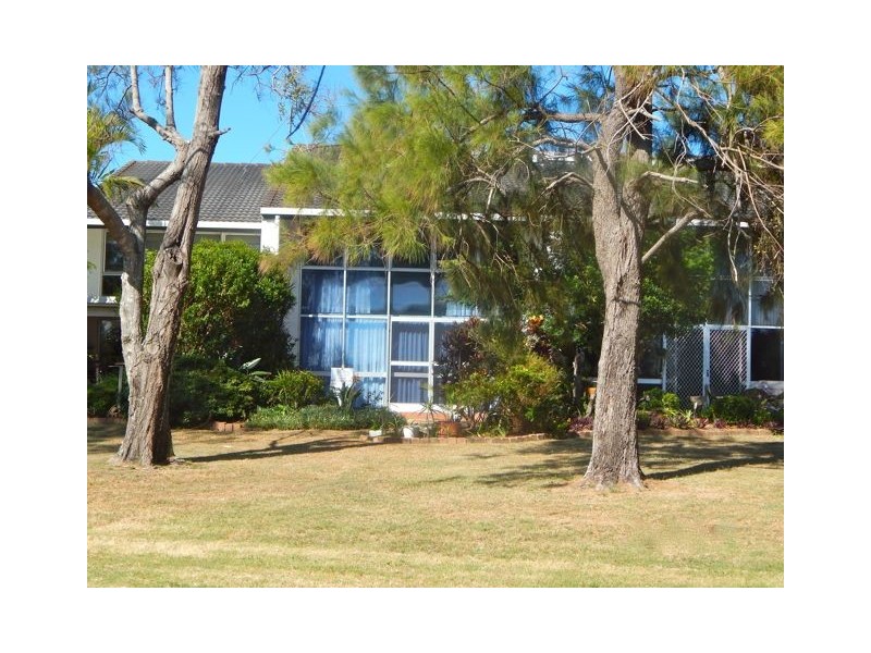 Sandstone Point QLD 4511