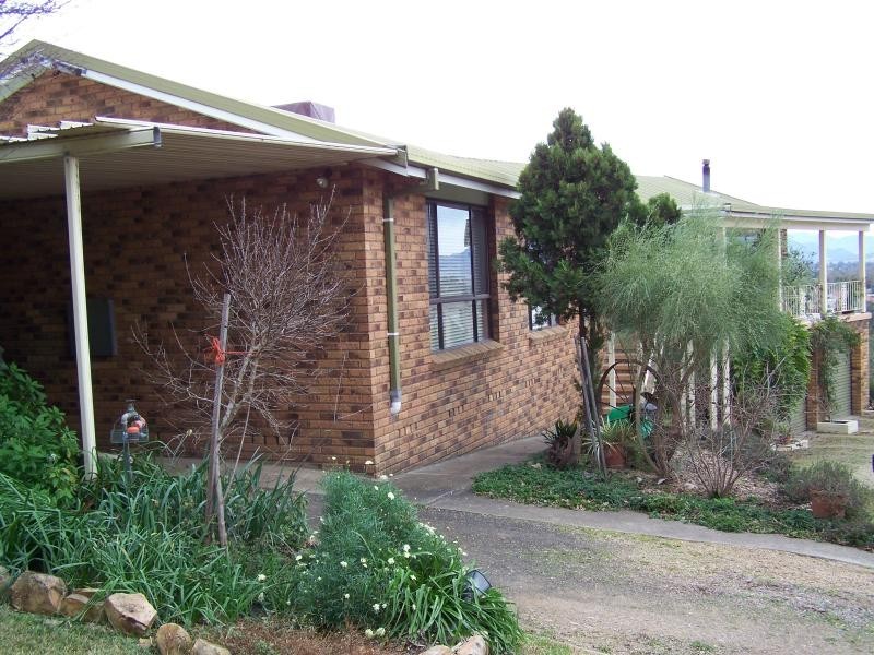 2 Church Street, Quirindi NSW 2343