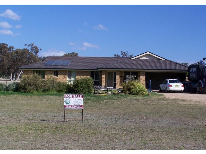 4 Barnes Drive, Quirindi NSW 2343