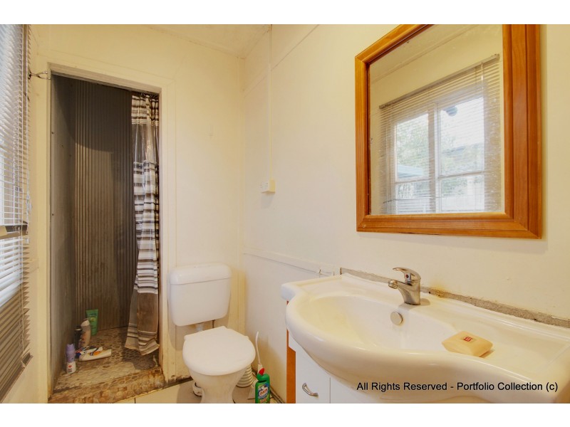 8 Wambool Street, Narrabundah ACT 2604