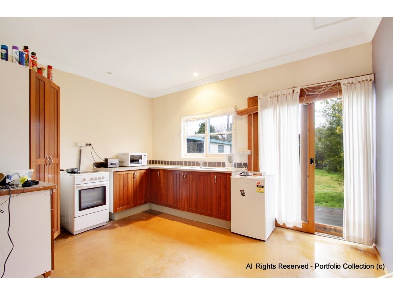 8 Wambool Street, Narrabundah ACT 2604