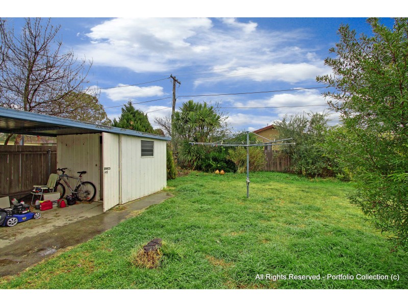8 Wambool Street, Narrabundah ACT 2604