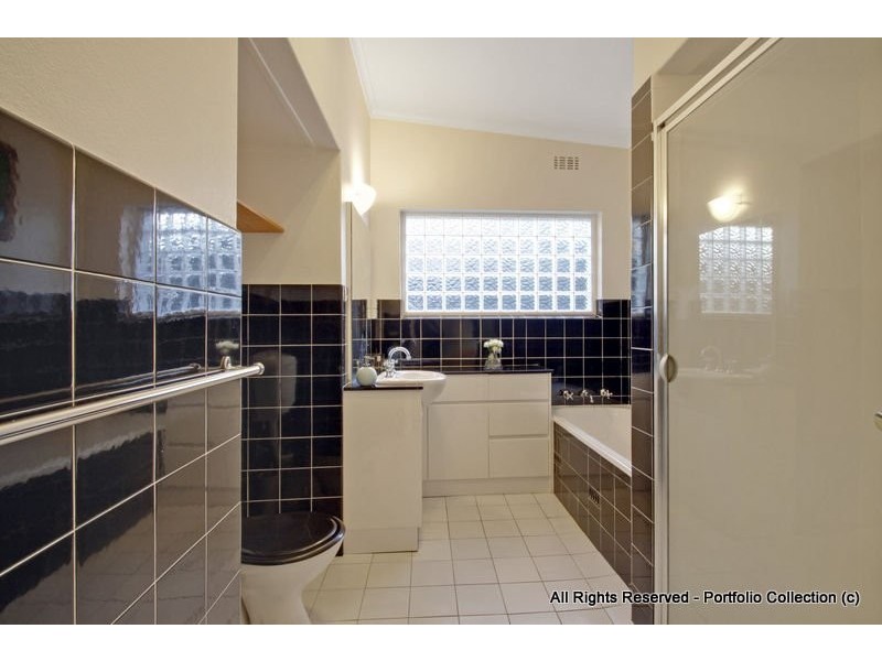 5 Caley Crescent, Griffith ACT 2603