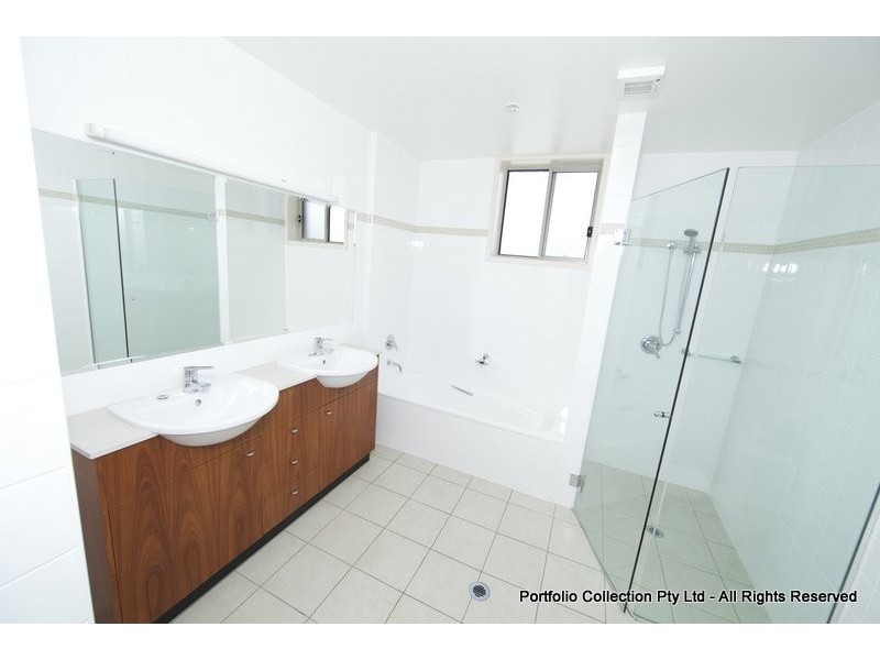 100/23 Macquarie Street – I’M RENTED!, Barton ACT 2600