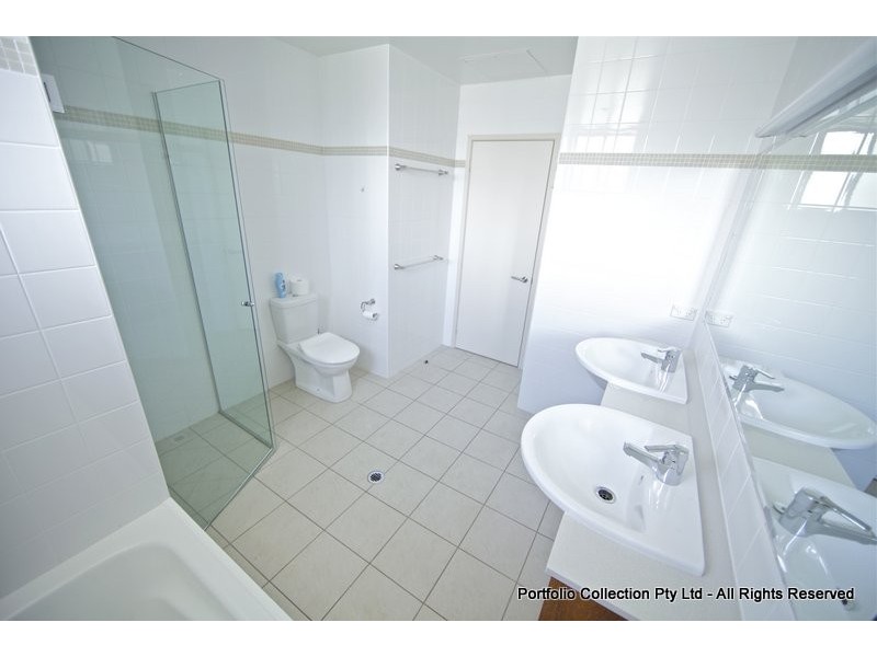 100/23 Macquarie Street – I’M RENTED!, Barton ACT 2600