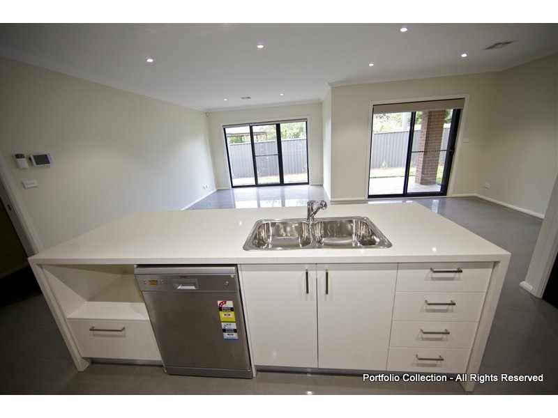 28B Enderby Street – I’M RENTED!, Mawson ACT 2607