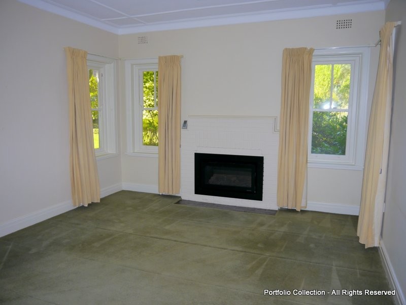 8 Durville Crescent – I’M RENTED!, Griffith ACT 2603