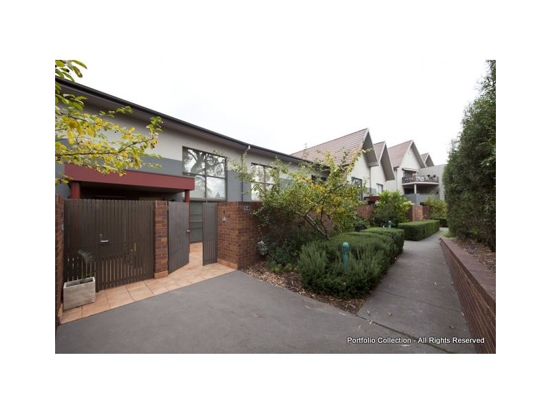 4/1 Eldridge Crescent, Garran ACT 2605