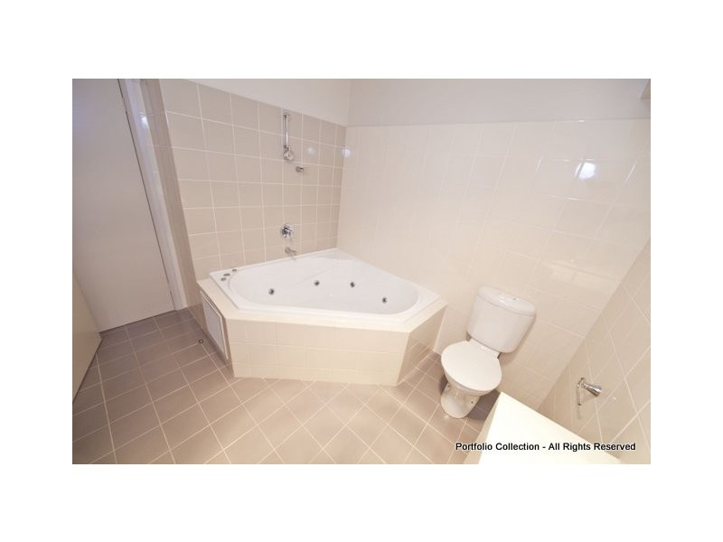 4/1 Eldridge Crescent, Garran ACT 2605