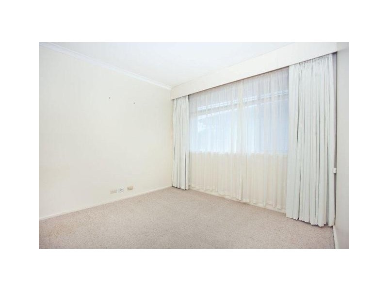 16 Sabine Close, Garran ACT 2605