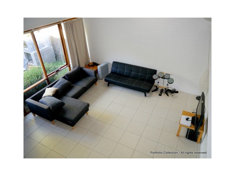 18 Maclachlan Street, Holder ACT 2611