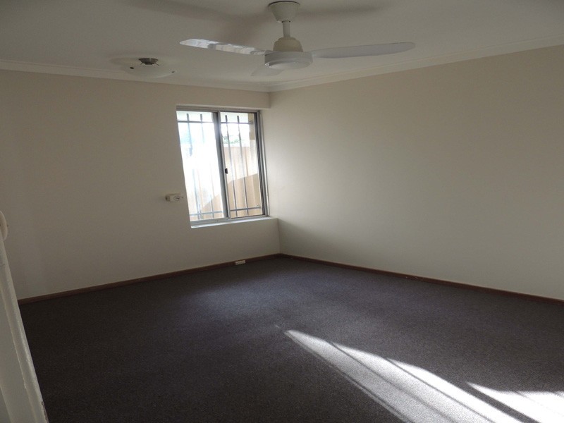 B/79 Edgecumbe Street, Como WA 6152