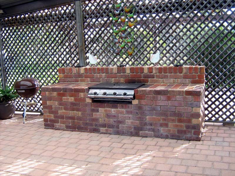 220 Neaves Road, Mariginiup WA 6065