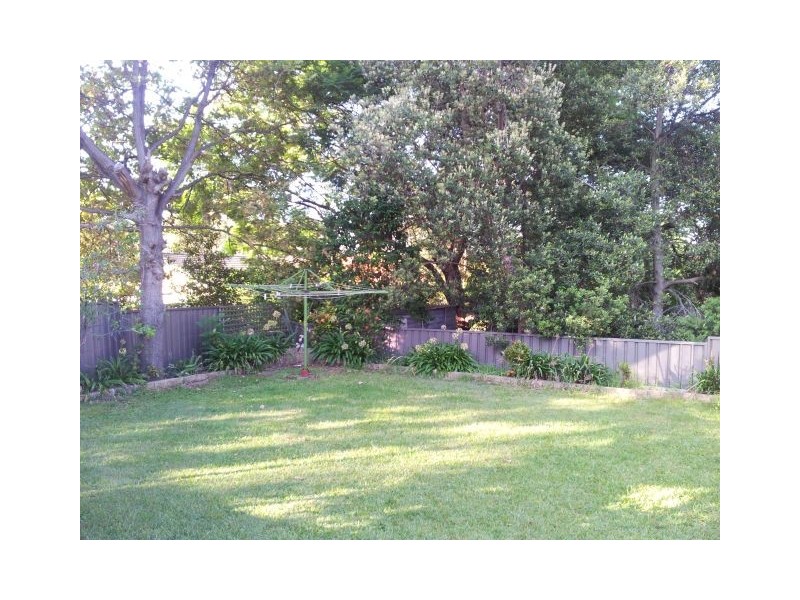 23 Hinkler Ave, Ryde NSW 2112