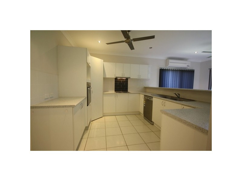 11 Tydeman Crescent, Clifton Beach QLD 4879