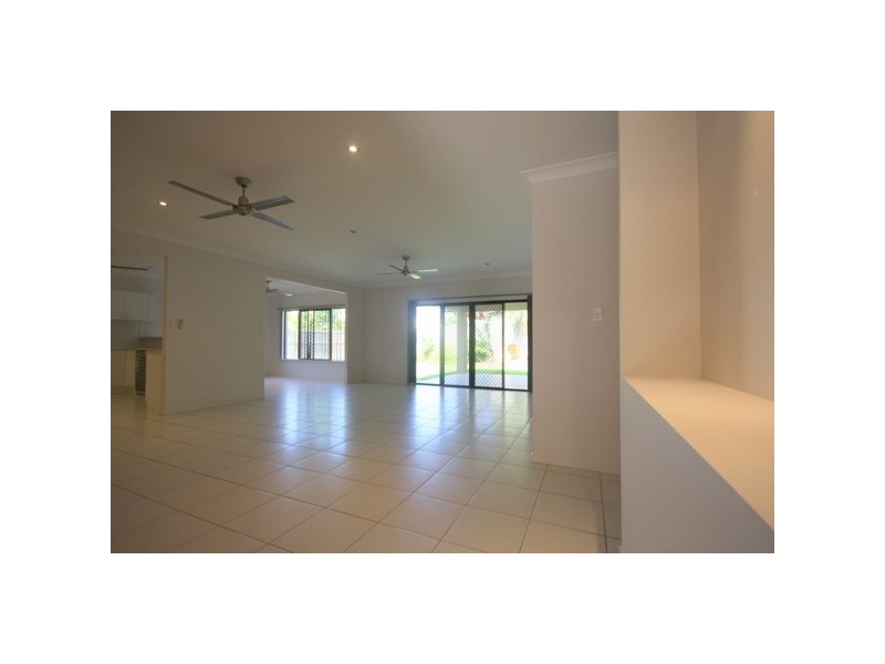 11 Tydeman Crescent, Clifton Beach QLD 4879