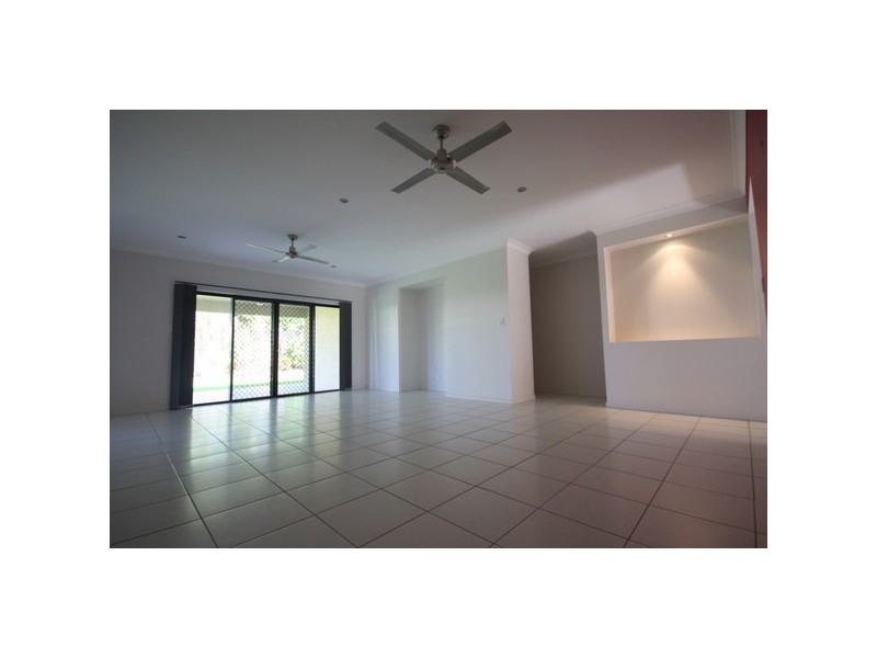 11 Tydeman Crescent, Clifton Beach QLD 4879