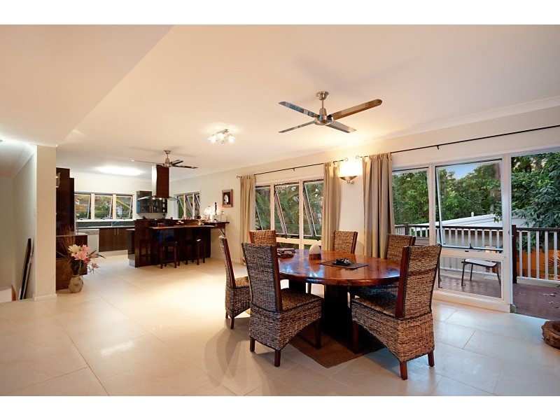 23 Arlington Esplanade, Clifton Beach QLD 4879