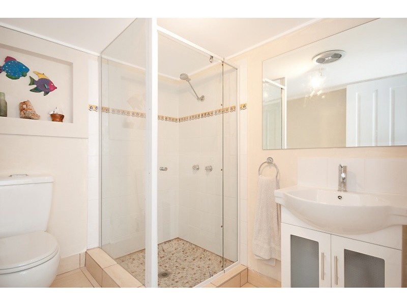 23 Arlington Esplanade, Clifton Beach QLD 4879