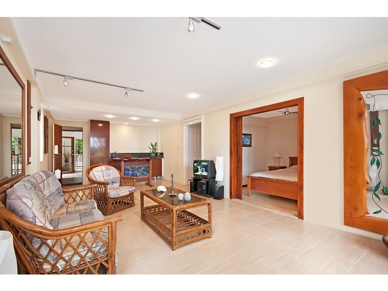 23 Arlington Esplanade, Clifton Beach QLD 4879