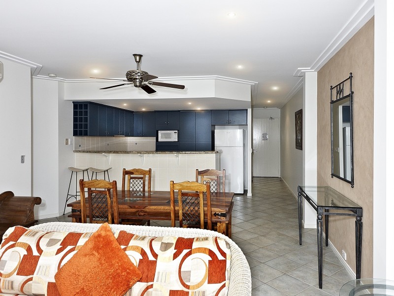 7/Oasis Veivers Road, Palm Cove QLD 4879