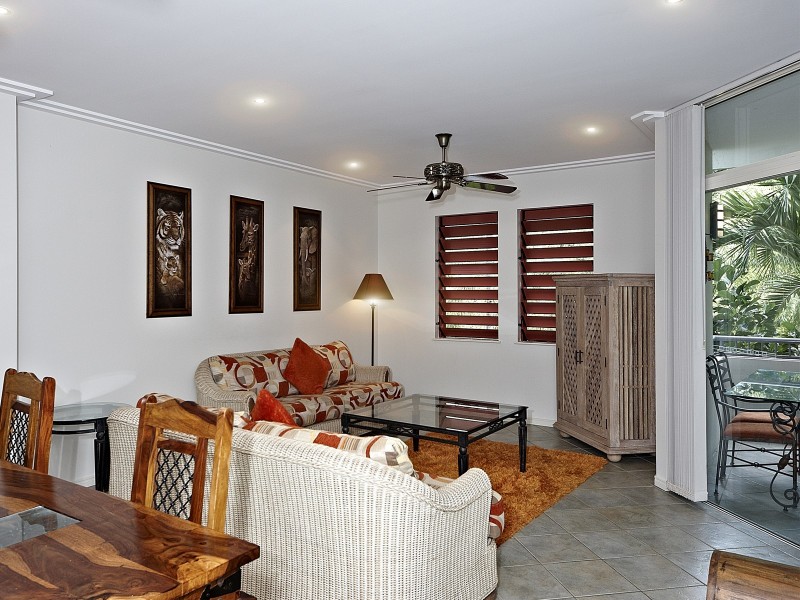 7/Oasis Veivers Road, Palm Cove QLD 4879