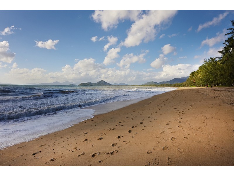 7/Oasis Veivers Road, Palm Cove QLD 4879