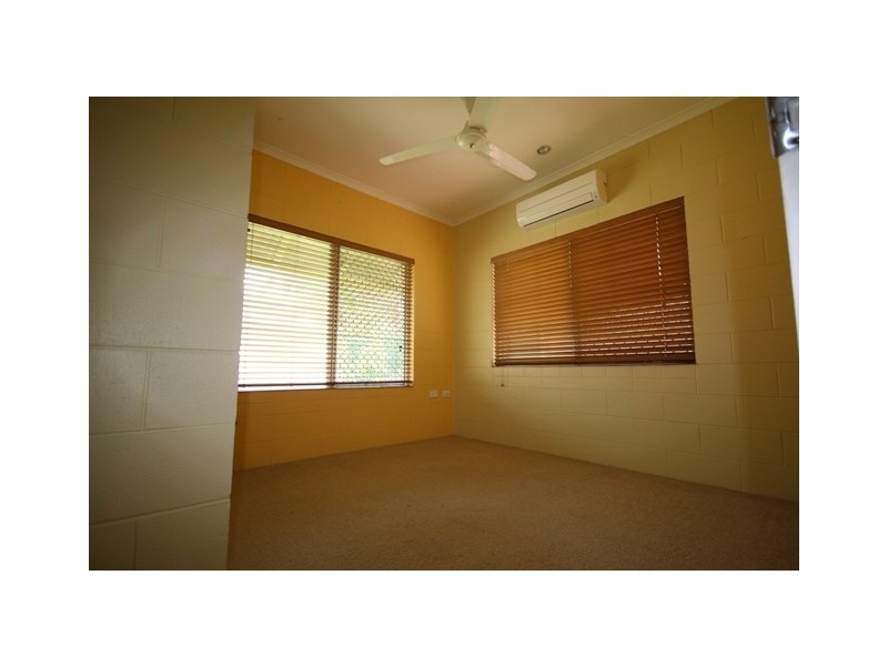 2/9 Frankston Street, Kewarra Beach QLD 4879