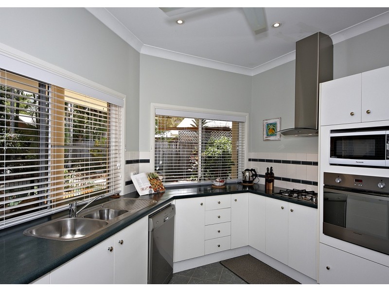 10 Miara Close, Kewarra Beach QLD 4879