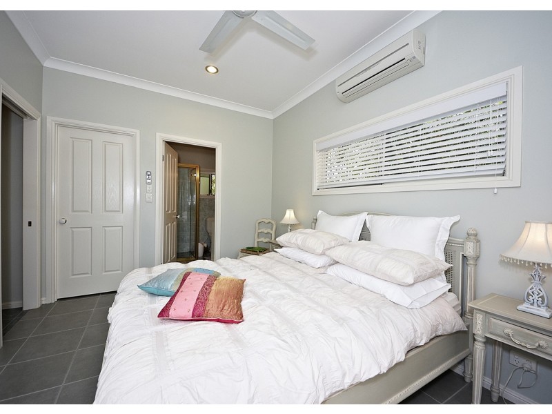 10 Miara Close, Kewarra Beach QLD 4879