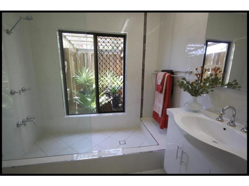 36 Moresby Street, Trinity Beach QLD 4879