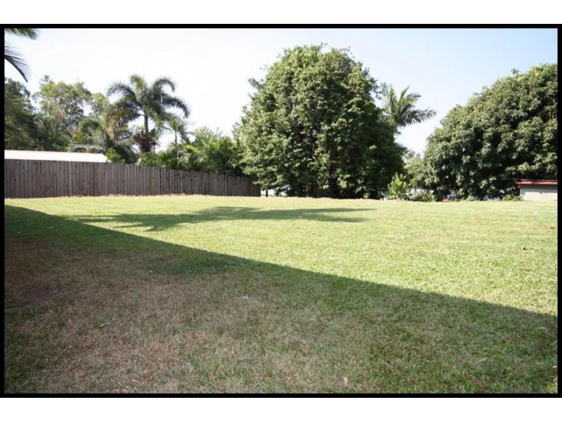 36 Moresby Street, Trinity Beach QLD 4879