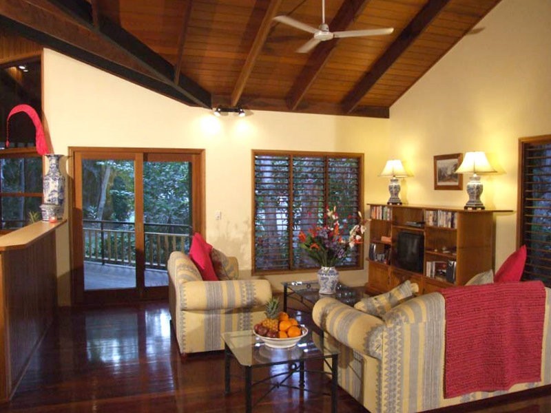 Clifton Beach QLD 4879