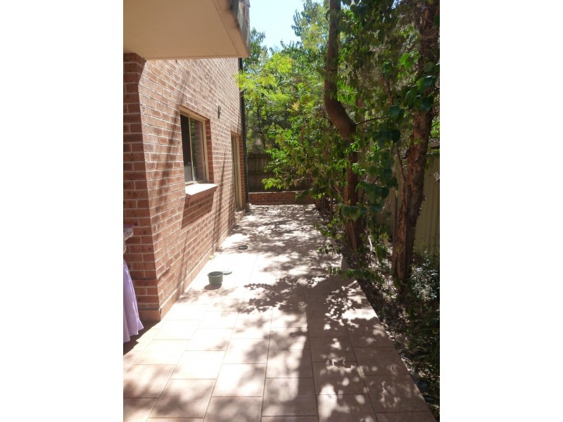 1/29 Good Street, Westmead NSW 2145
