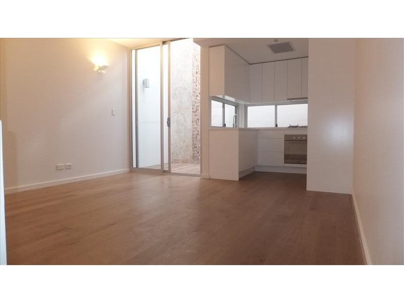 8/49 New Canterbury Road, Petersham NSW 2049