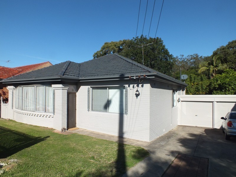 27 City Road, Adamstown Heights NSW 2289