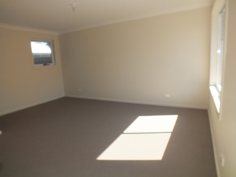 5 Bell Street, Belmont North NSW 2280