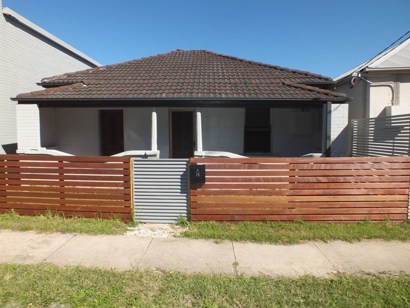 16 Church Street, Wickham NSW 2293