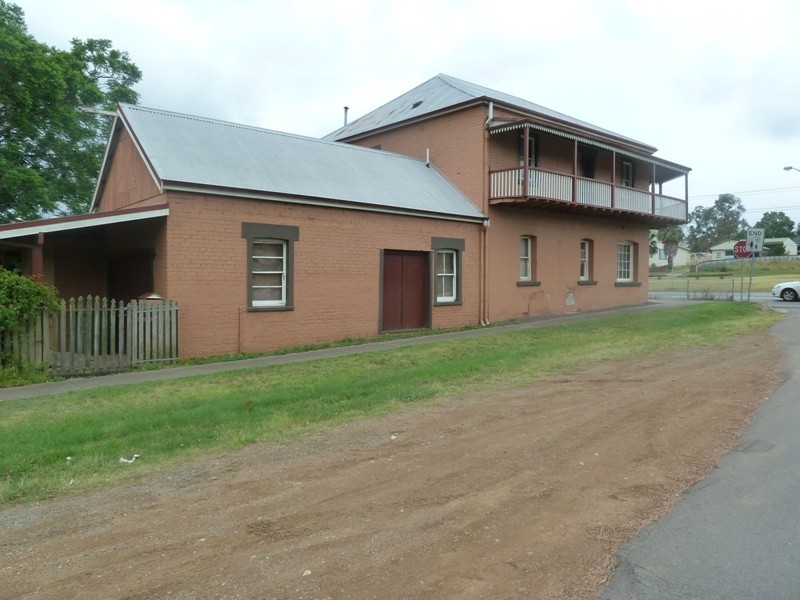 72 High Street, Greta NSW 2334