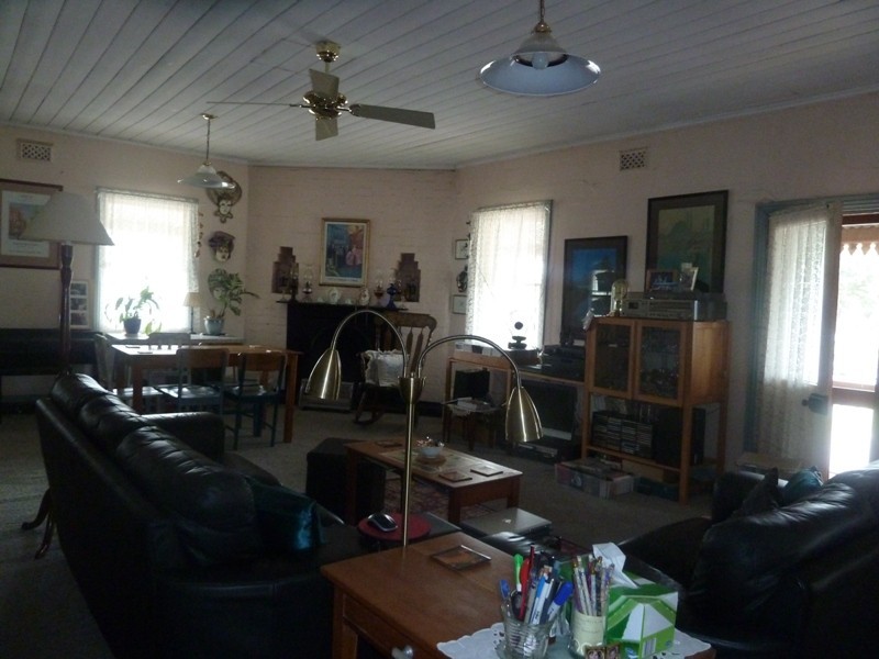 72 High Street, Greta NSW 2334