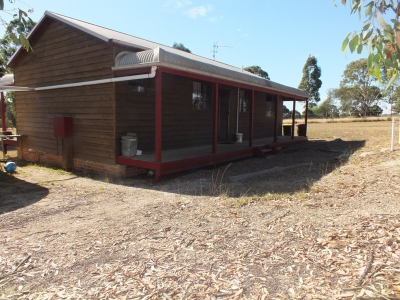 291 Tuckers Lane, Greta NSW 2334