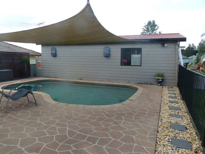 15 York Street, Greta NSW 2334